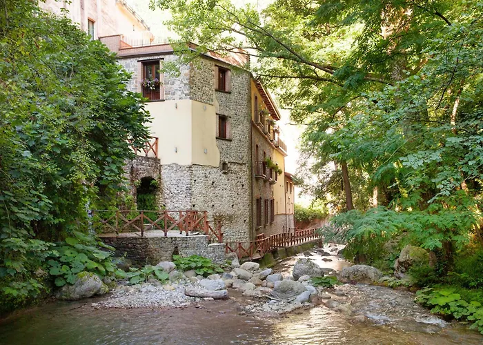 Dimora Storica MaccaruneraAlbergo